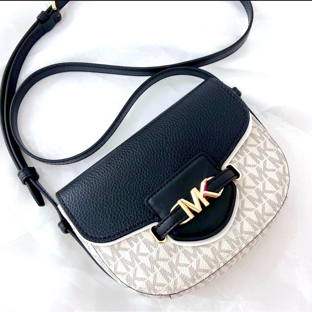 SOLD NWT Michael Kors Reed Small Logo and Leather Crossbody Bag Vanilla/Black
